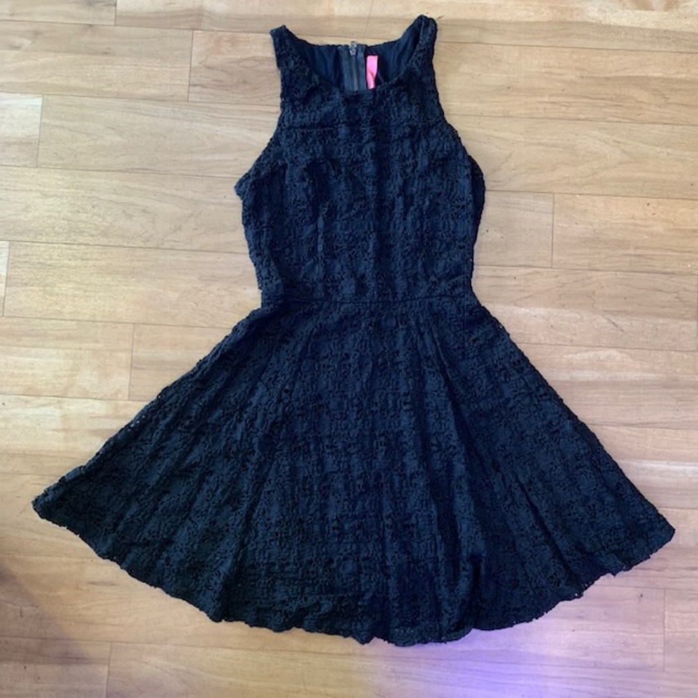 [Eight Sixty] Black Dress